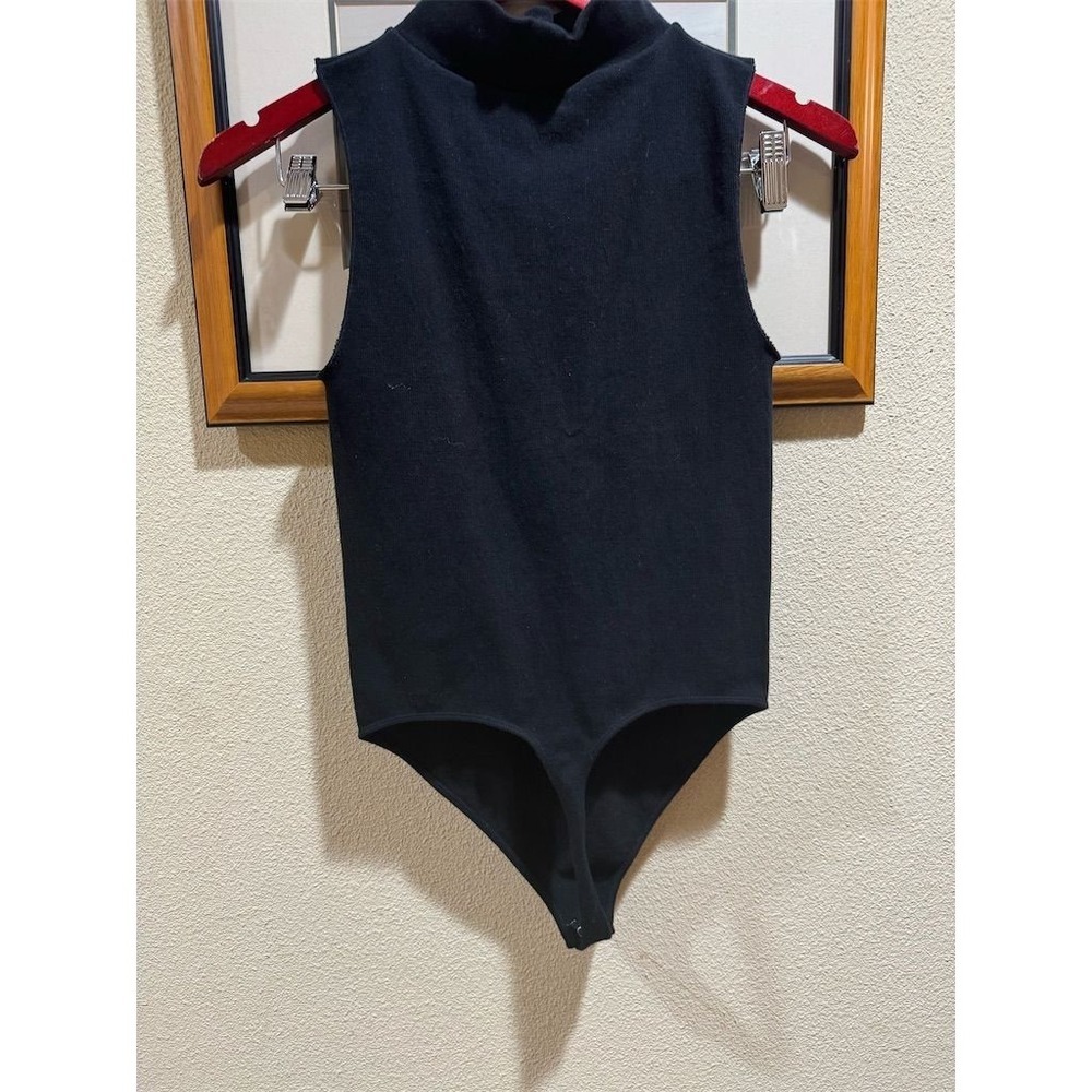 Good American Women's Black Sleeveless Bodysuit Size 3 Mock Neck Snap Closure